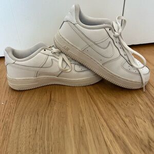 Nike Air Force 1 Kids White Sneakers